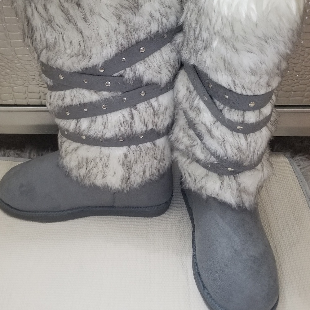 JustFab Fuzzy Boots (Grand Forks)
